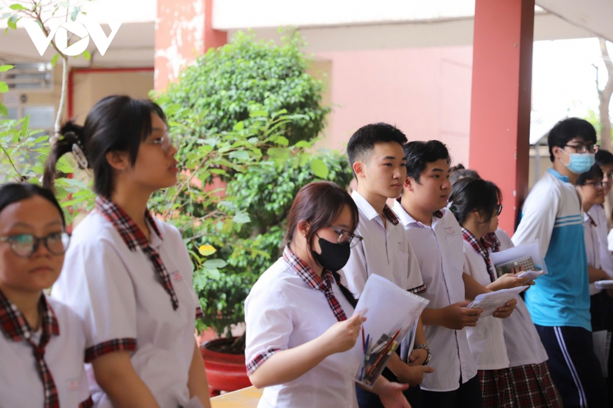 Dự kiến tổ chức thi tốt nghiệp THPT sớm từ năm 2026
