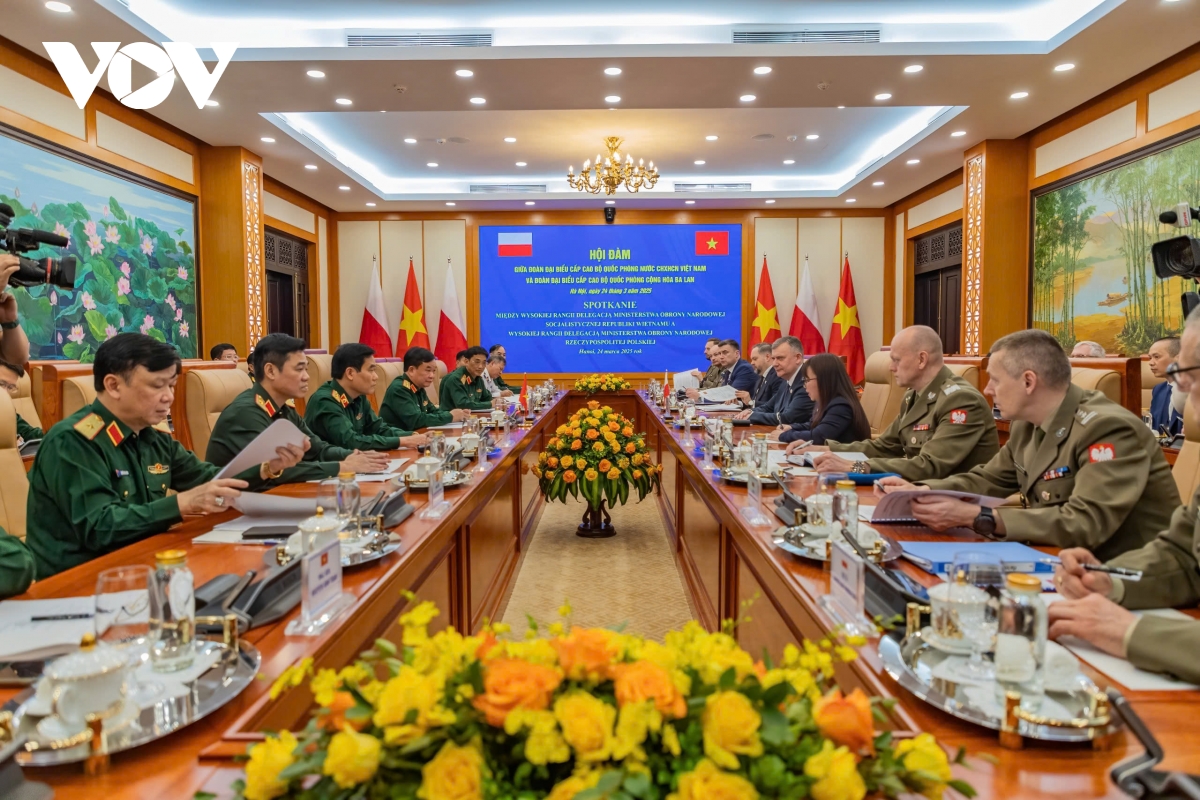 viet nam san sang tiep nhan quan nhan ba lan sang hoc tai hoc vien khoa hoc quan su hinh anh 2
