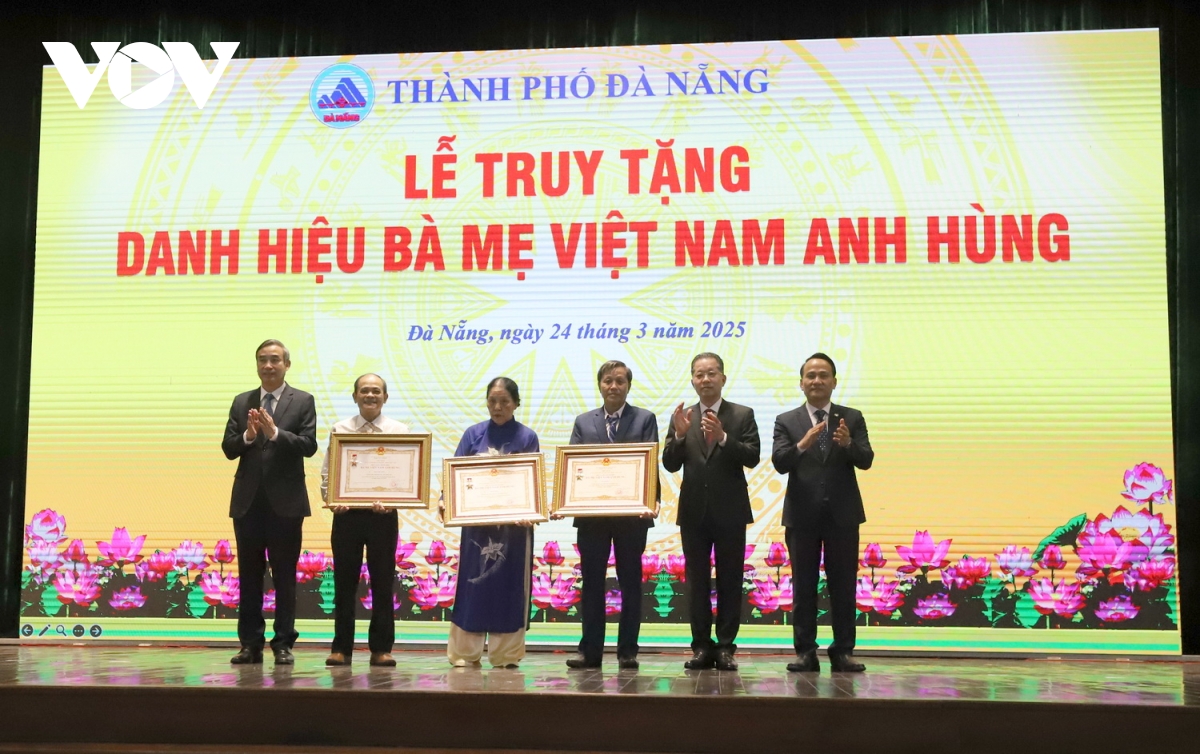 Đà Nẵng trao quyết định của Chủ tịch nước truy tặng Bà mẹ Việt Nam Anh hùng