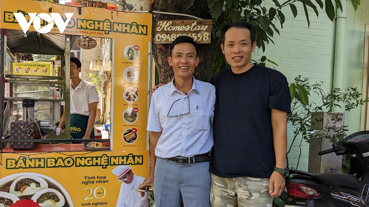 tiệm bánh và hành trình vươn lên của những thợ làm bánh đặc biệt hình ảnh 1 tiem banh va hanh trinh vuon len cua nhung tho lam banh dac biet hinh anh 1