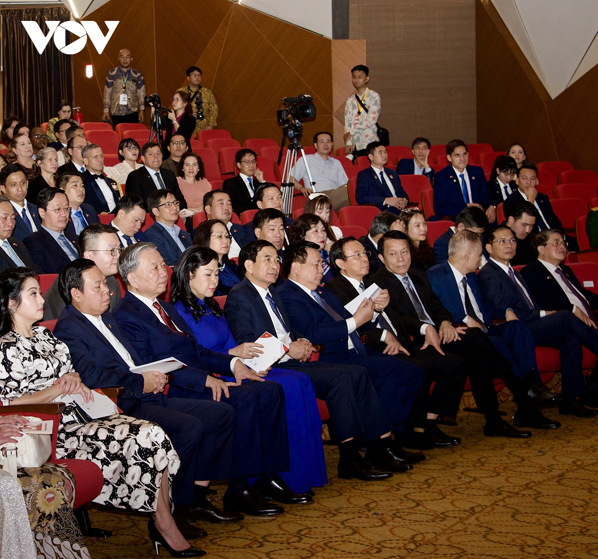 Tổng Bí thư Tô Lâm dự hòa nhạc Kỷ niệm 70 năm quan hệ Việt Nam – Indonesia