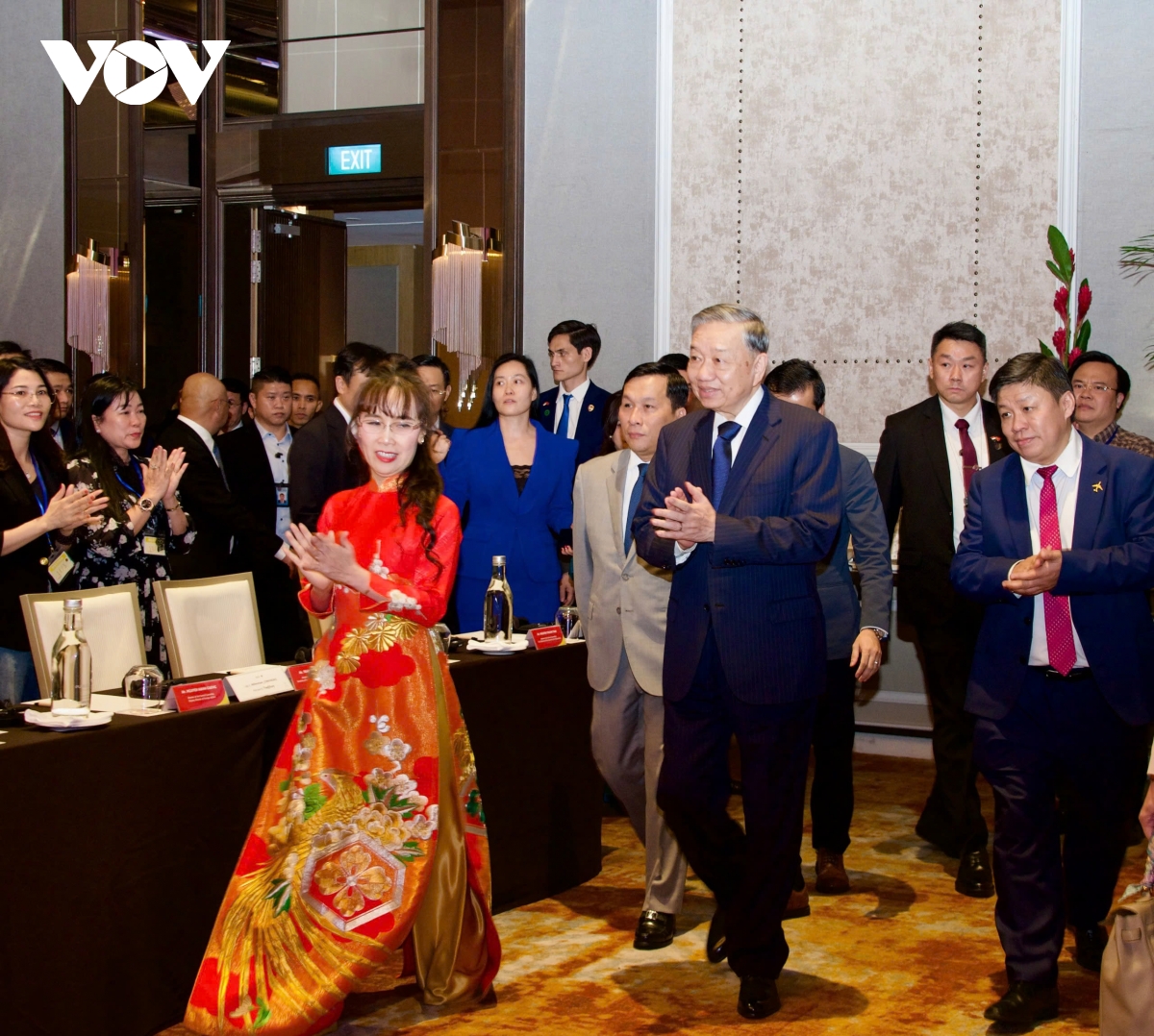 tổng bí thư chứng kiến vietjet công bố đường bay thẳng singapore - phú quốc hình ảnh 1 tong bi thu chung kien vietjet cong bo duong bay thang singapore - phu quoc hinh anh 1