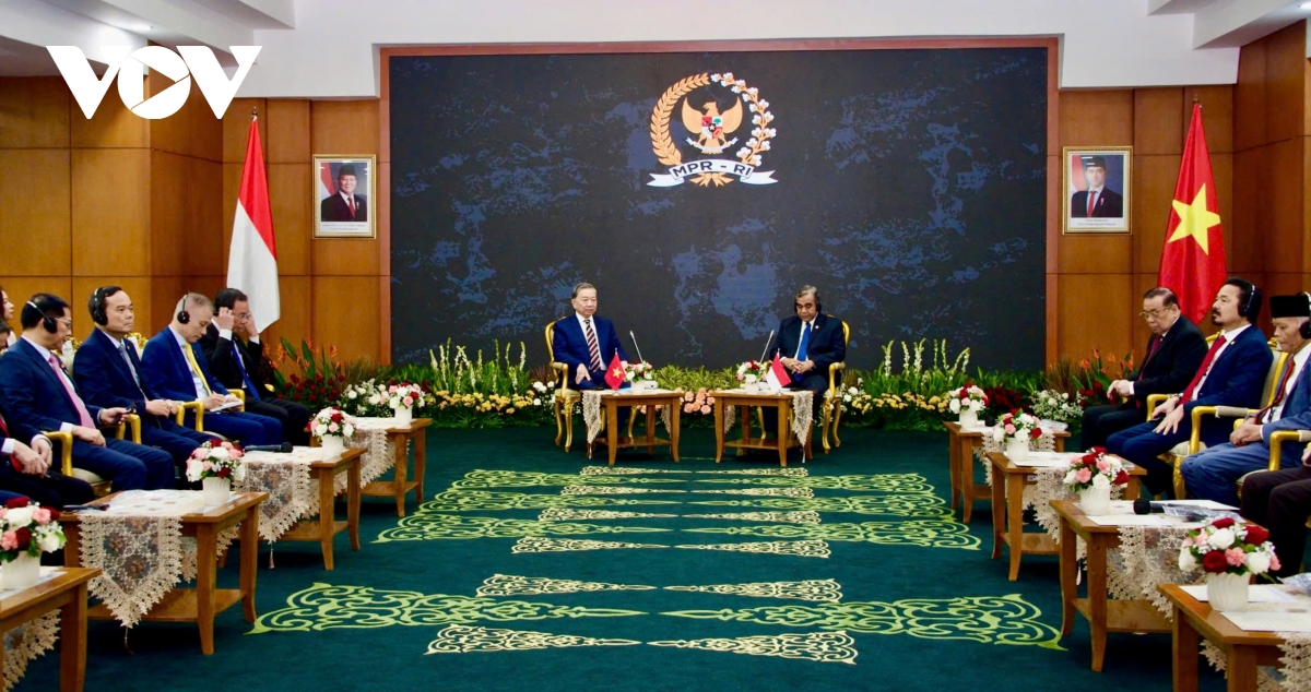 tổng bí thư tô lâm hội kiến với chủ tịch hội đồng hiệp thương nhân dân indonesia hình ảnh 1 tong bi thu to lam hoi kien voi chu tich hoi dong hiep thuong nhan dan indonesia hinh anh 1