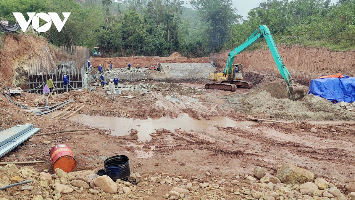 Hạ Long (Quảng Ninh) thay thế các nhà thầu vi phạm hợp đồng thi công dự án