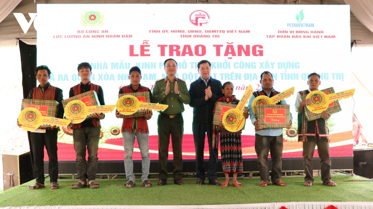 bộ công an khởi công xây dựng nhà ở tặng người nghèo tại quảng trị hình ảnh 6 bo cong an khoi cong xay dung nha o tang nguoi ngheo tai quang tri hinh anh 6