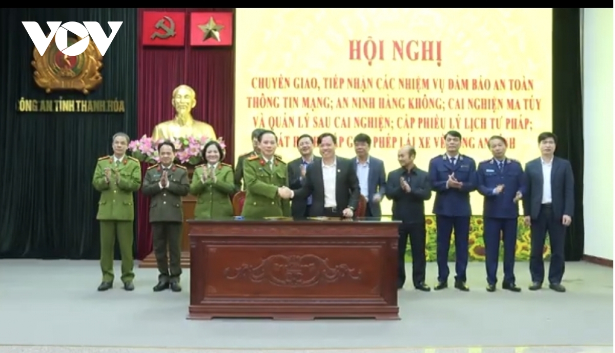 vận hành nhiệm vụ mới, công an thanh hóa không gián đoạn khi phục vụ nhân dân hình ảnh 3 van hanh nhiem vu moi, cong an thanh hoa khong gian doan khi phuc vu nhan dan hinh anh 3