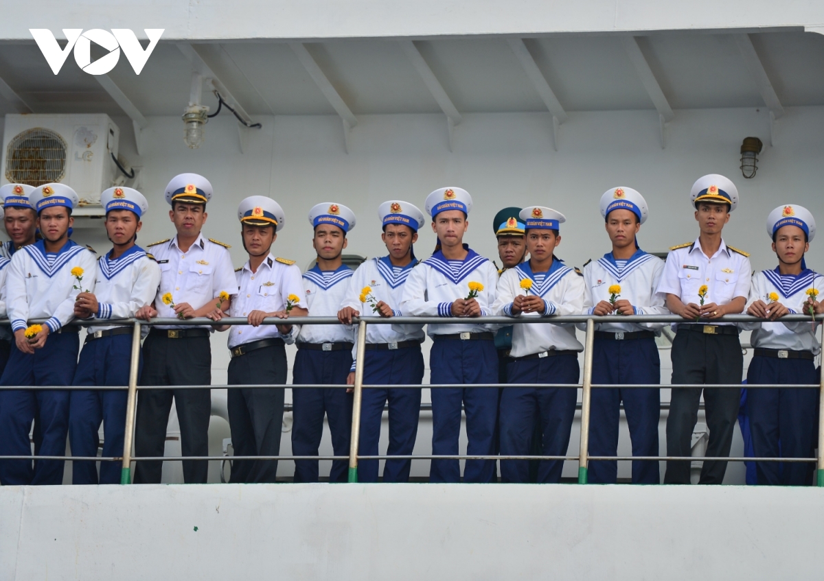 37 năm sự kiện gạc ma thấy bóng hình cha giữa biển trời trường sa hình ảnh 6 37 nam su kien gac ma thay bong hinh cha giua bien troi truong sa hinh anh 6