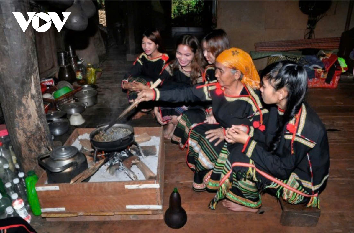 văn hóa cà phê hương vị kết nối con người và vùng đất tây nguyên hình ảnh 2 van hoa ca phe huong vi ket noi con nguoi va vung dat tay nguyen hinh anh 2