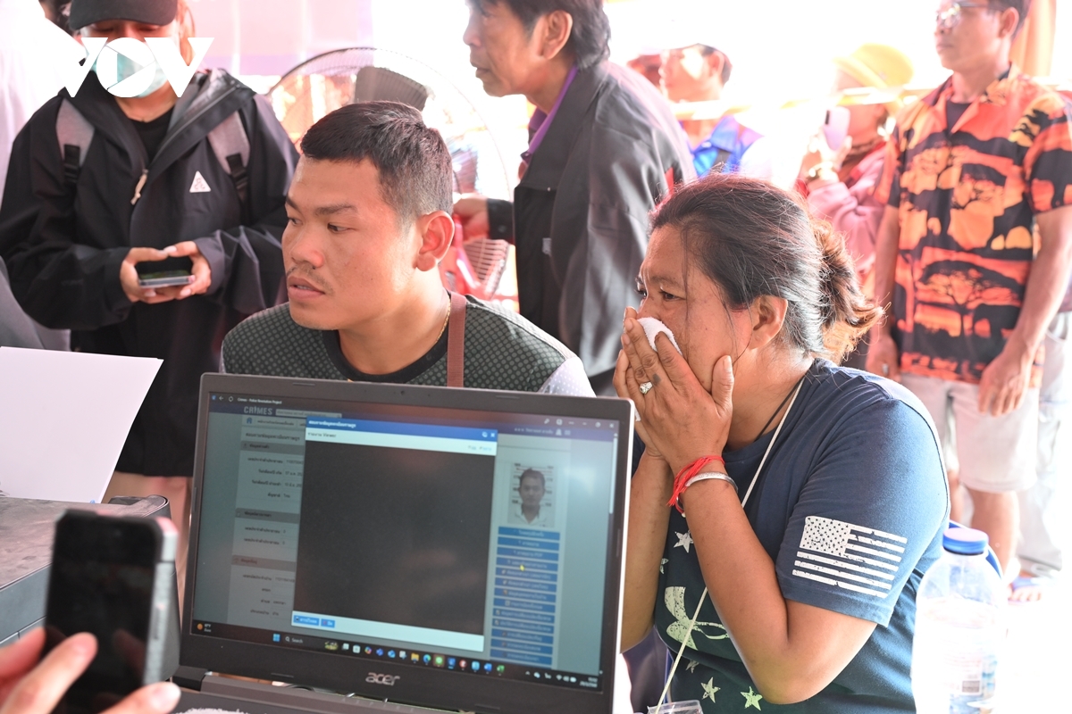 công tác cứu hộ khẩn trương tại hiện trường sập tòa nhà 30 tầng ở bangkok hình ảnh 5 cong tac cuu ho khan truong tai hien truong sap toa nha 30 tang o bangkok hinh anh 5