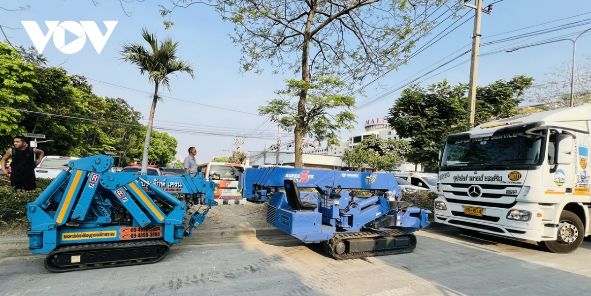 công tác cứu hộ khẩn trương tại hiện trường sập tòa nhà 30 tầng ở bangkok hình ảnh 10 cong tac cuu ho khan truong tai hien truong sap toa nha 30 tang o bangkok hinh anh 10