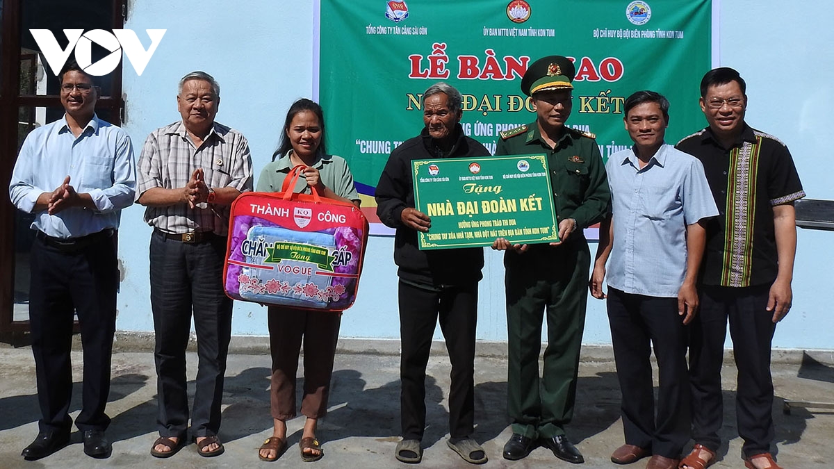 Kon Tum đẩy nhanh tiến độ xoá nhà tạm, nhà dột nát