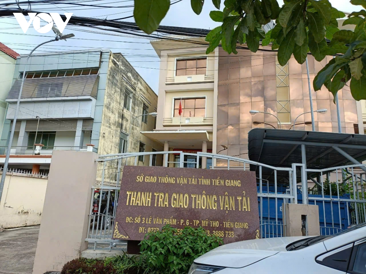 Kỷ luật Phó giám đốc Sở Xây dựng Tiền Giang