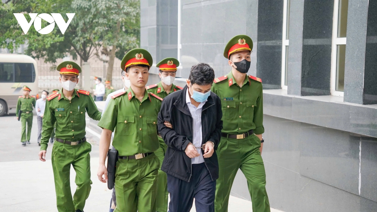 xét xử phúc thẩm vụ án flc bị cáo trịnh văn quyết vắng mặt hình ảnh 11 xet xu phuc tham vu an flc bi cao trinh van quyet vang mat hinh anh 11