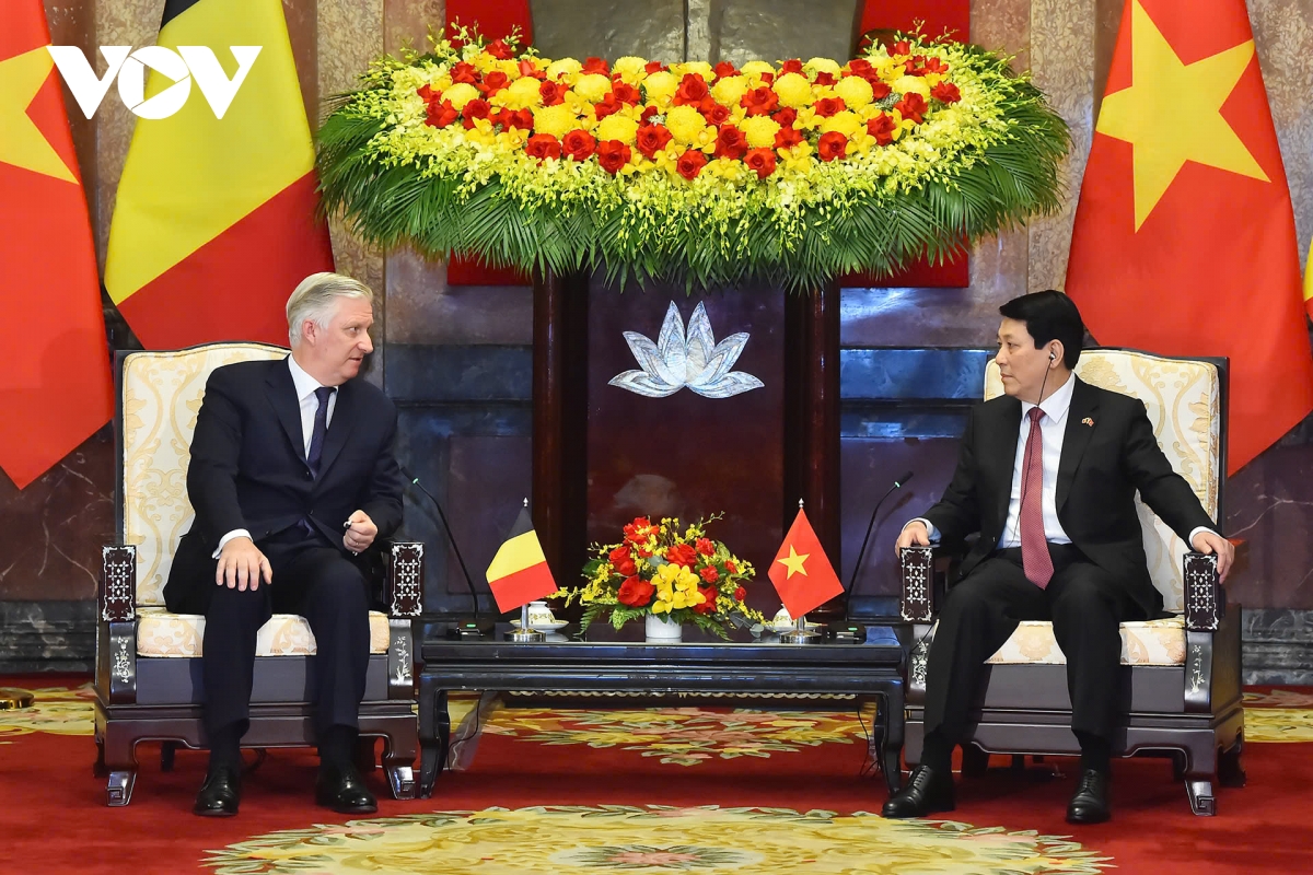 toan canh chuyen tham cap nha nuoc toi viet nam cua nha vua va hoang hau bi hinh anh 4
