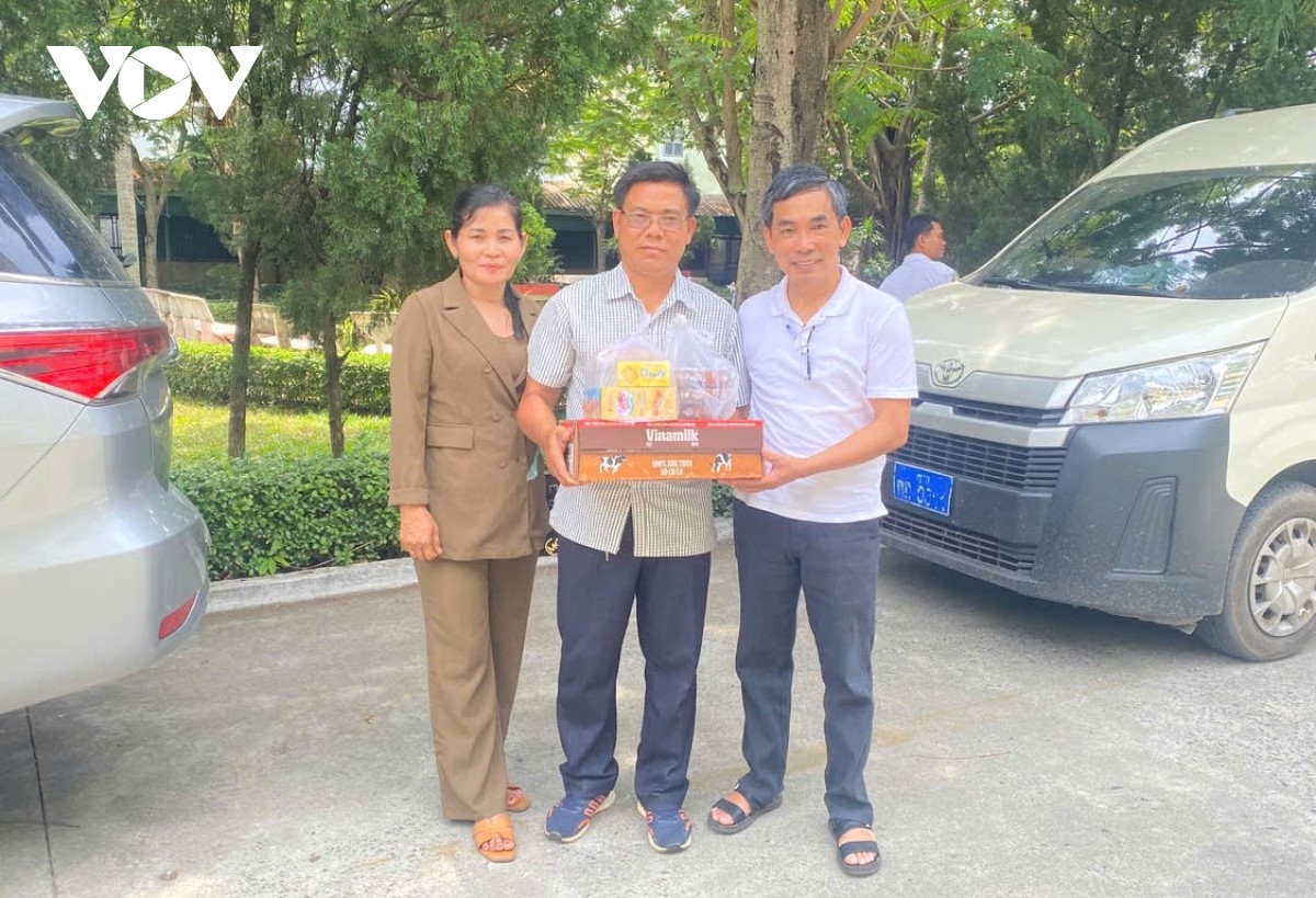 người dân lào vượt quãng đường hơn 600km để đến khám sức khỏe tại bệnh viện 199 hình ảnh 4 nguoi dan lao vuot quang duong hon 600km de den kham suc khoe tai benh vien 199 hinh anh 4