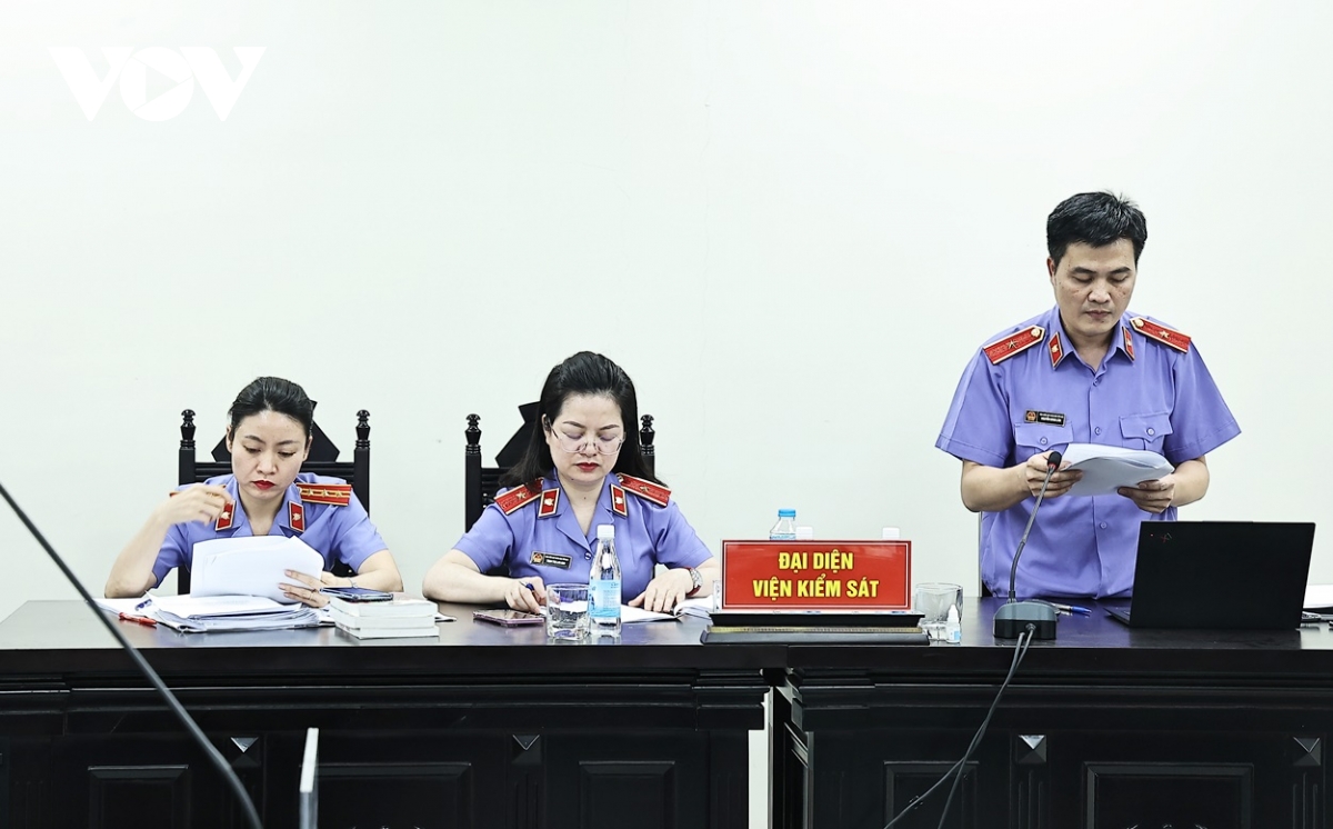 cựu tổng giám đốc vinatea bị đề nghị mức án 11-12 năm tù hình ảnh 2 cuu tong giam doc vinatea bi de nghi muc an 11-12 nam tu hinh anh 2