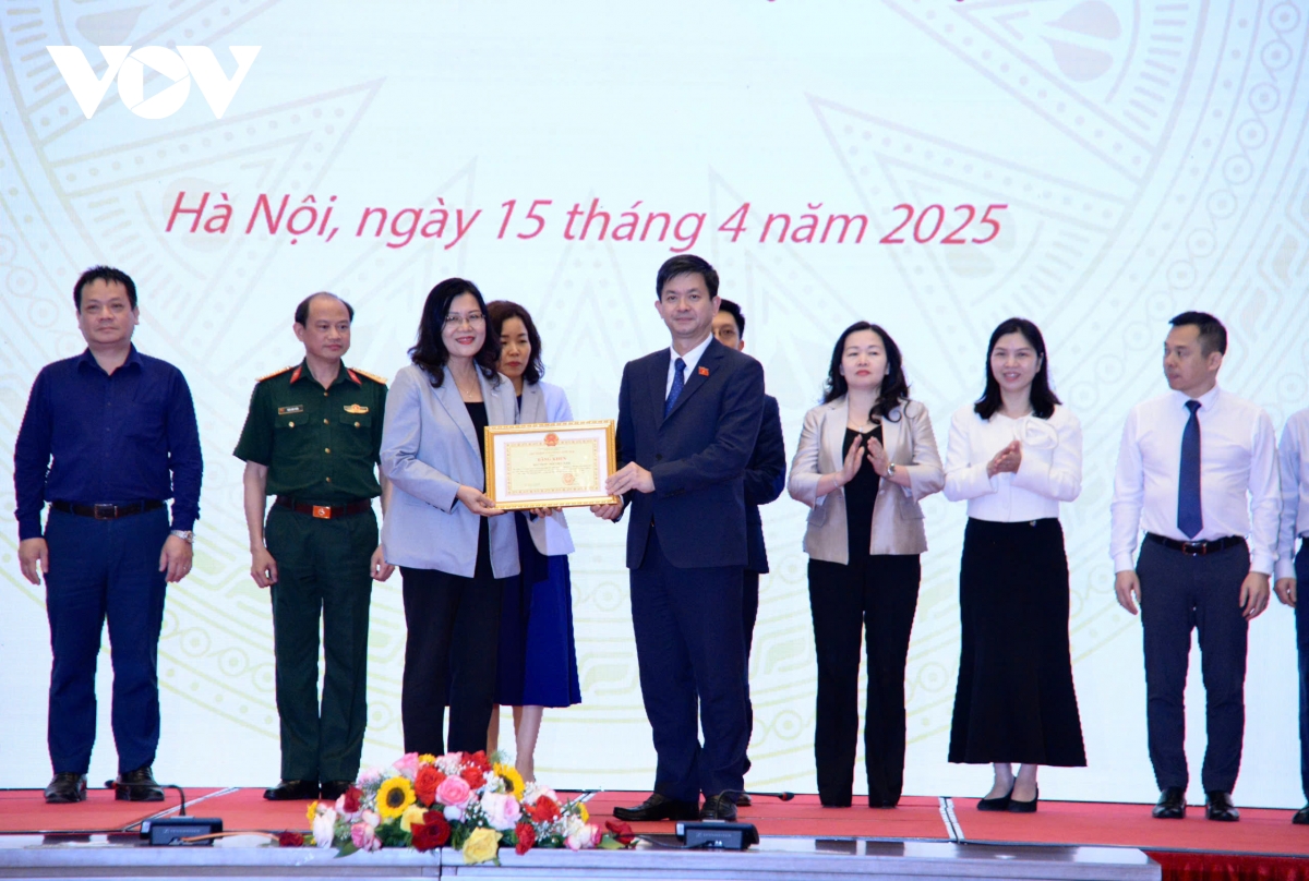 chủ tịch quốc hội trần thanh mẫn dự tổng kết công tác tổ chức apf hình ảnh 5 chu tich quoc hoi tran thanh man du tong ket cong tac to chuc apf hinh anh 5