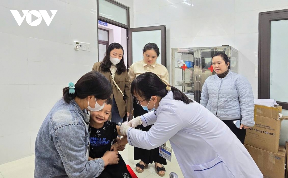 Bắc Kạn, Cao Bằng đảm bảo cung ứng vắc-xin tiêm phòng sởi