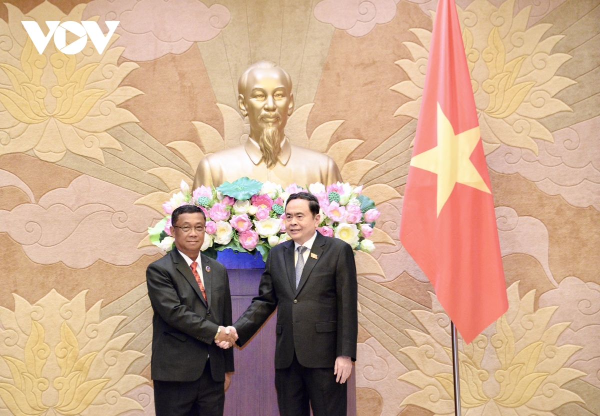 chu tich quoc hoi tran thanh man tiep pho chu tich quoc hoi lao hinh anh 1