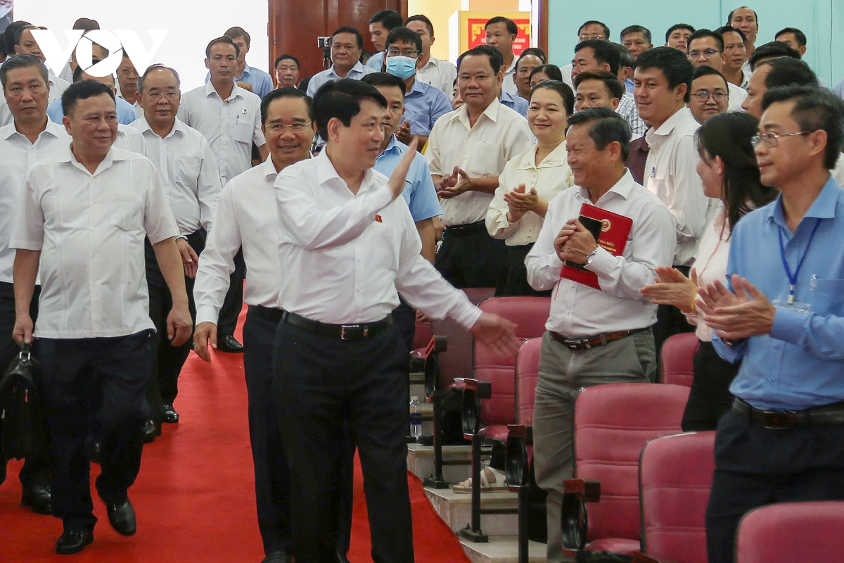 chủ tịch nước lương cường tiếp xúc cử tri tại huyện củ chi và hóc môn hình ảnh 1 chu tich nuoc luong cuong tiep xuc cu tri tai huyen cu chi va hoc mon hinh anh 1