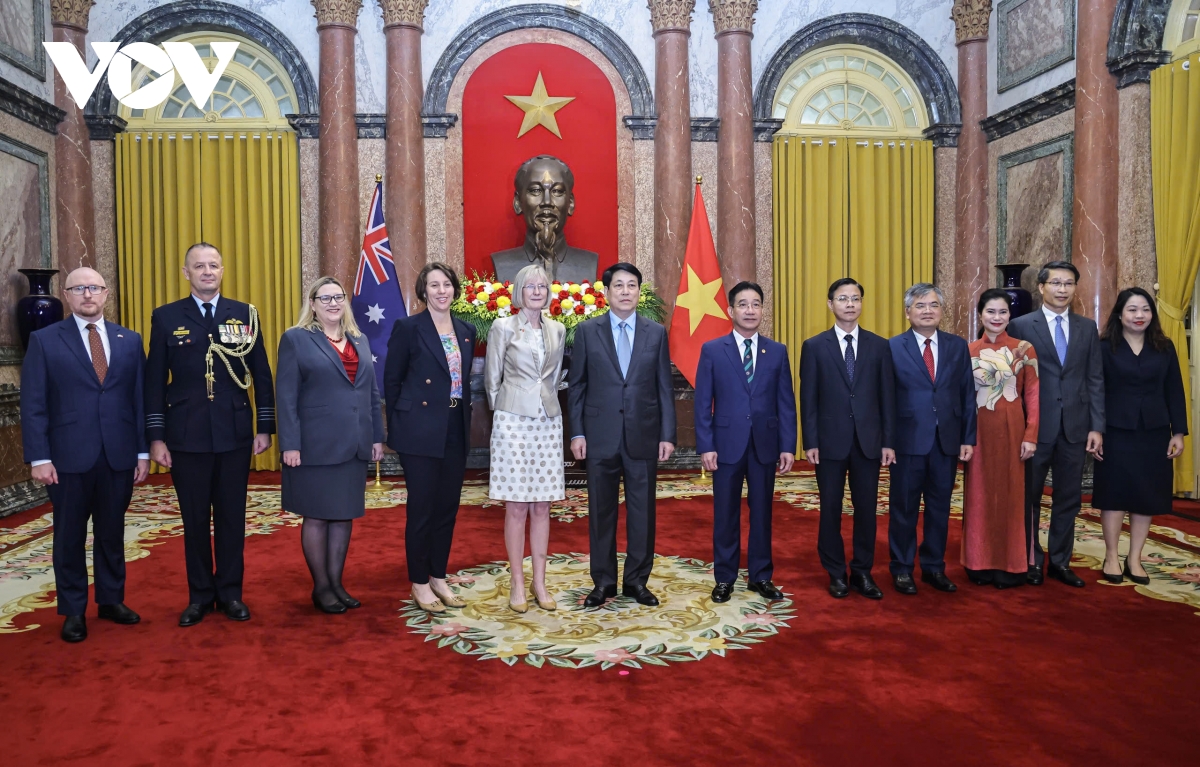 chủ tịch nước lương cường tiếp 4 Đại sứ đến trình quốc thư hình ảnh 2 chu tich nuoc luong cuong tiep 4 Dai su den trinh quoc thu hinh anh 2
