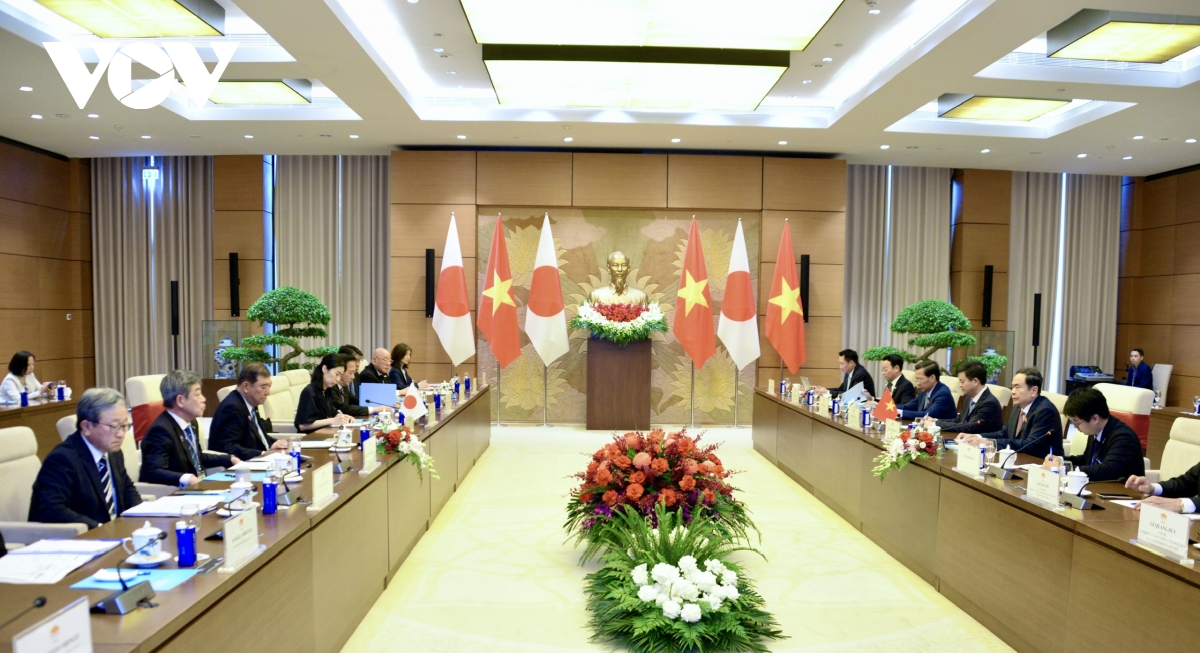 chủ tịch quốc hội trần thanh mẫn hội kiến thủ tướng nhật bản ishiba shigeru hình ảnh 3 chu tich quoc hoi tran thanh man hoi kien thu tuong nhat ban ishiba shigeru hinh anh 3