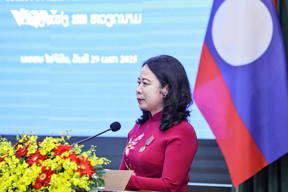 chủ tịch nước lương cường và tbt, chủ tịch nước lào dự lễ trao huân chương cho lãnh đạo việt nam hình ảnh 2 chu tich nuoc luong cuong va tbt, chu tich nuoc lao du le trao huan chuong cho lanh dao viet nam hinh anh 2
