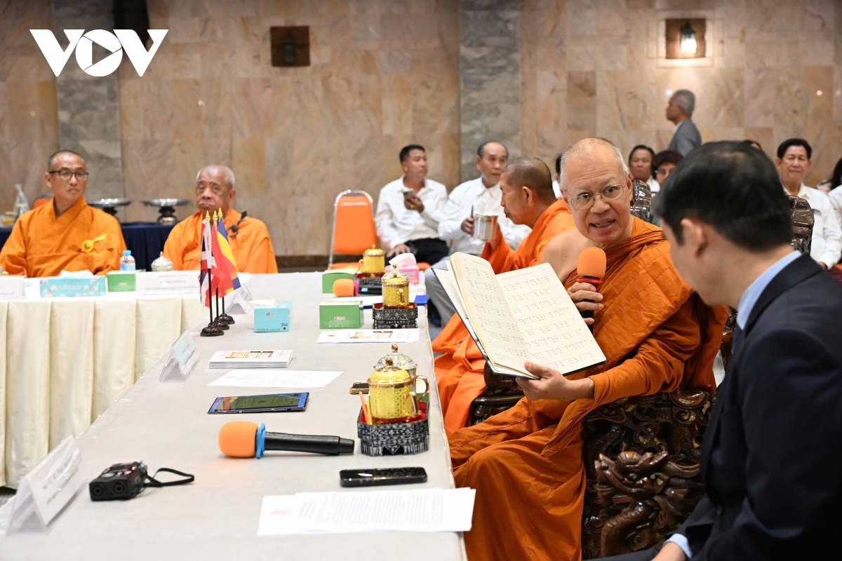 Lễ trao bộ Kinh Tam tạng Pali bản tụng: Thắt chặt tình hữu nghị Việt Nam-Thái Lan
