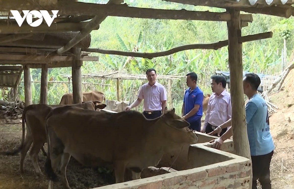 Dong von dac biet ho tro dong bao vung kho son la hinh anh 1