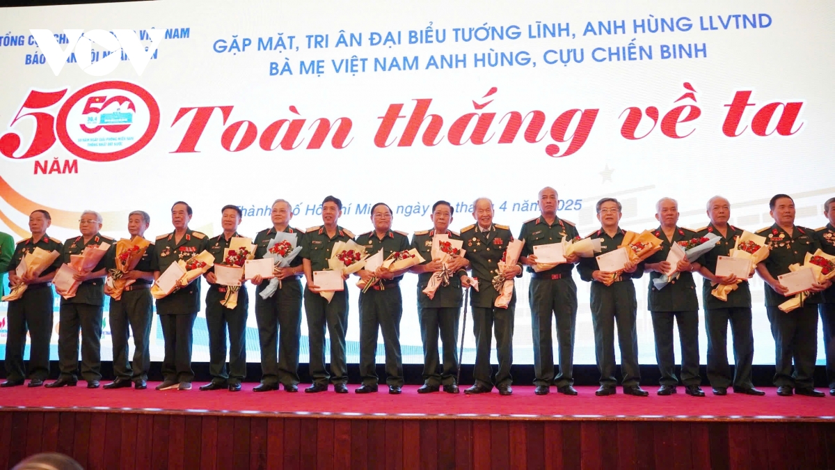ký ức 30 4 hào hùng 50 năm toàn thắng về ta hình ảnh 2 ky uc 30 4 hao hung 50 nam toan thang ve ta hinh anh 2