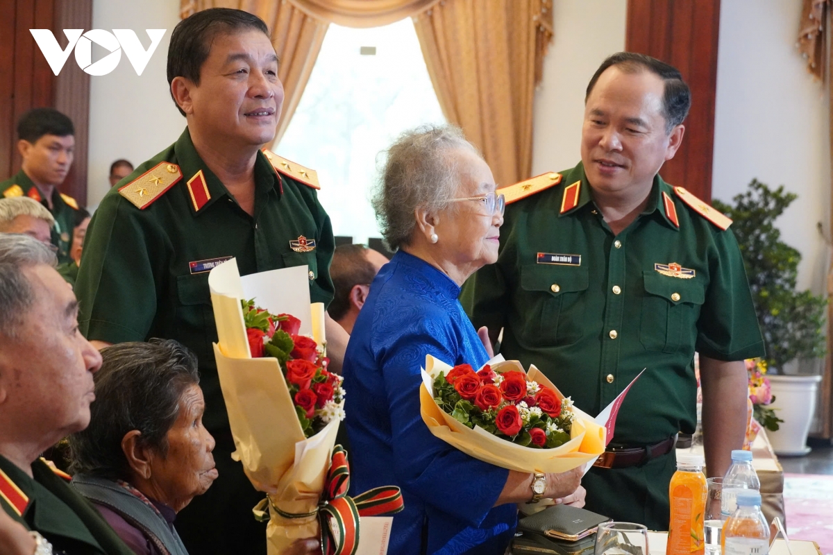 ký ức 30 4 hào hùng 50 năm toàn thắng về ta hình ảnh 4 ky uc 30 4 hao hung 50 nam toan thang ve ta hinh anh 4