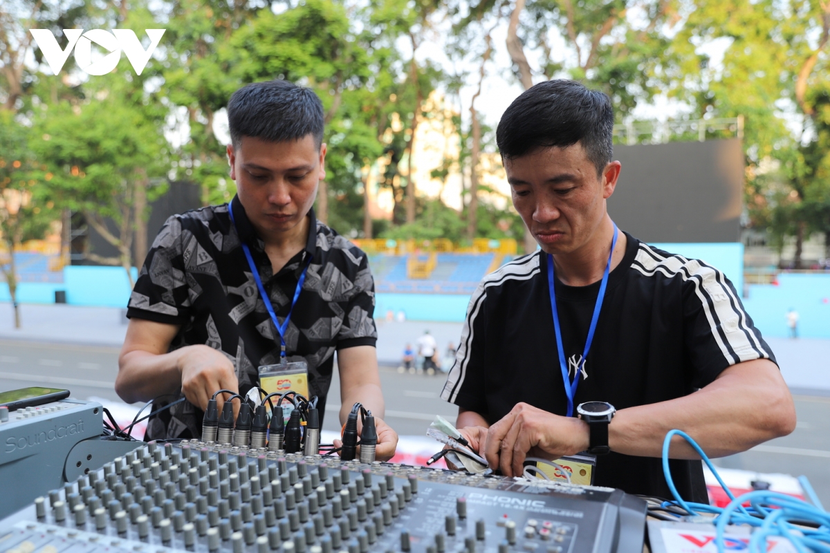 vov truyền tải trực tiếp khí thế hào hùng lễ kỷ niệm 50 năm thống nhất đất nước hình ảnh 4 vov truyen tai truc tiep khi the hao hung le ky niem 50 nam thong nhat dat nuoc hinh anh 4