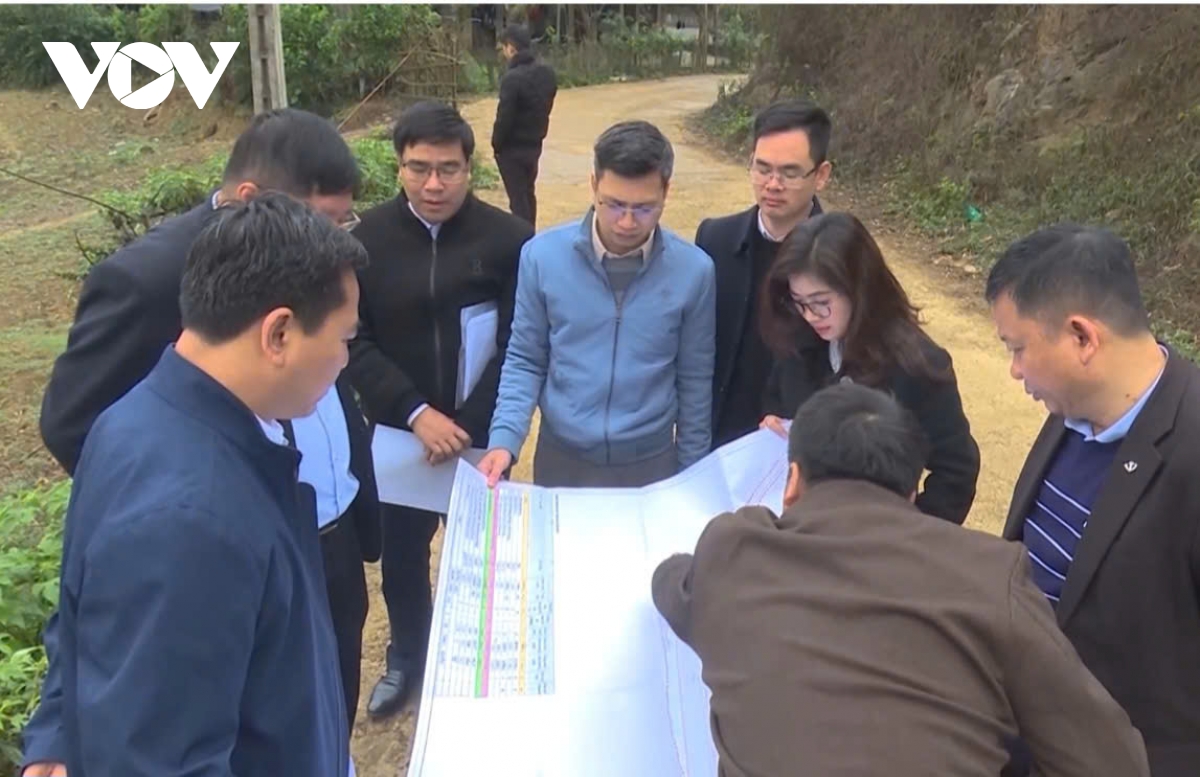 người dân sơn la phấn khởi khi giấc mơ cao tốc sắp thành hiện thực hình ảnh 6 nguoi dan son la phan khoi khi giac mo cao toc sap thanh hien thuc hinh anh 6