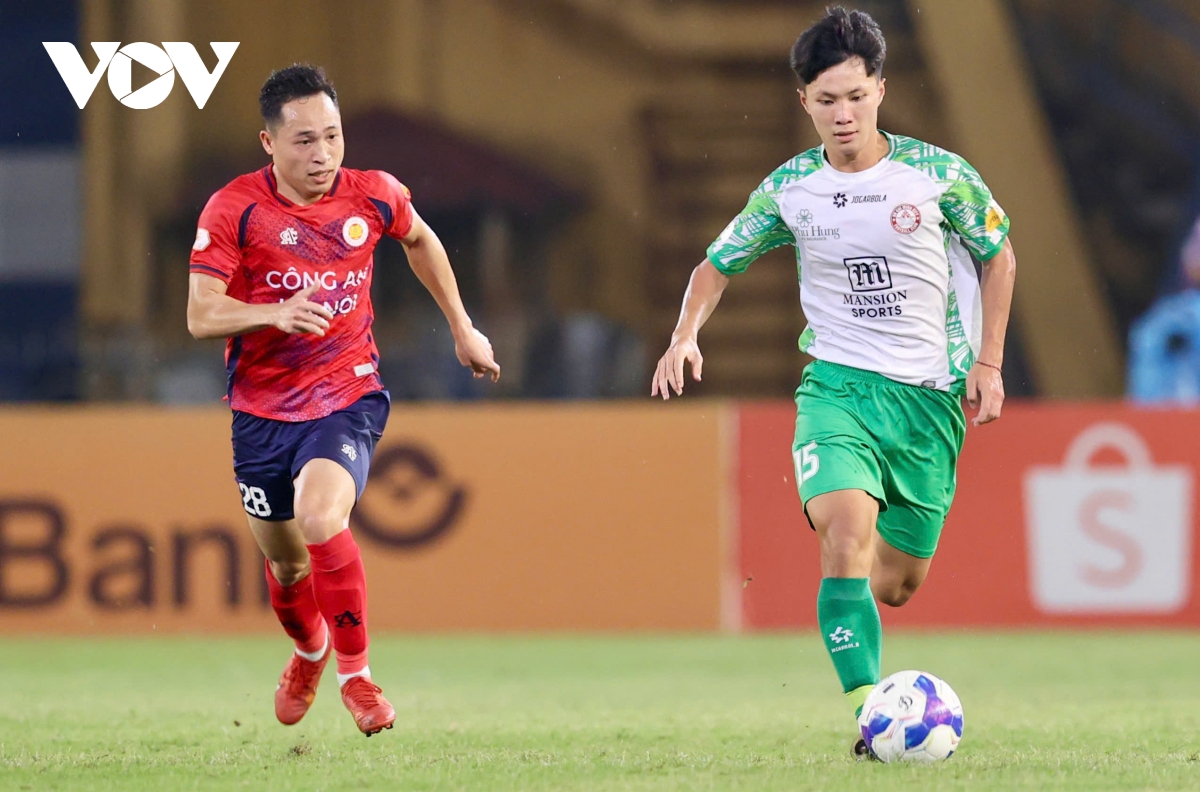 ket qua vong 19 v-league 2024 2025 9 nguoi cua cahn hoa hu via truoc clb tp.hcm hinh anh 14