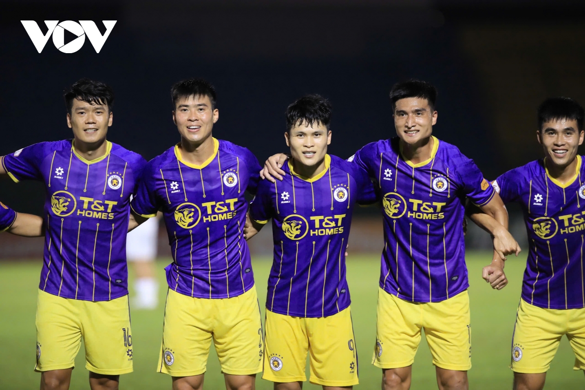 Kết quả V-League hôm nay 19/4: Hà Nội FC thắng dễ Bình Dương, áp sát ngôi đầu