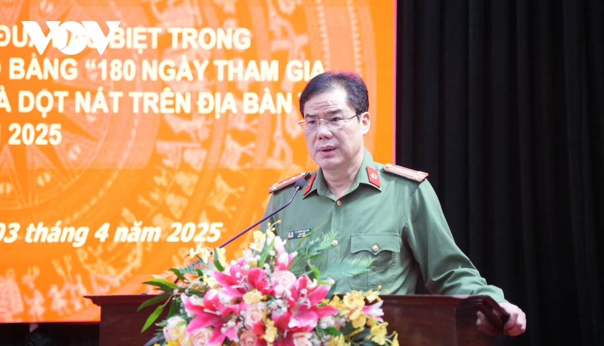 Công an Cao Bằng thi đua 180 ngày tham gia triển khai xóa nhà tạm, nhà dột nát