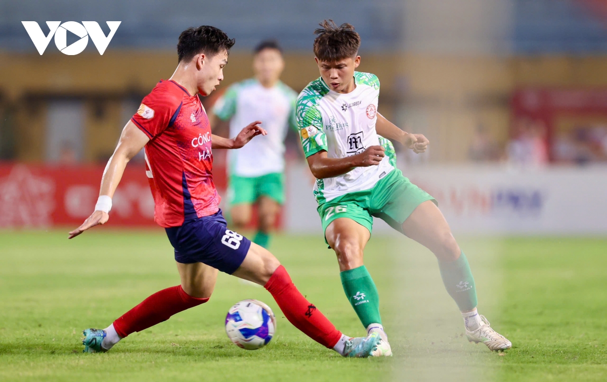 ket qua vong 19 v-league 2024 2025 9 nguoi cua cahn hoa hu via truoc clb tp.hcm hinh anh 10