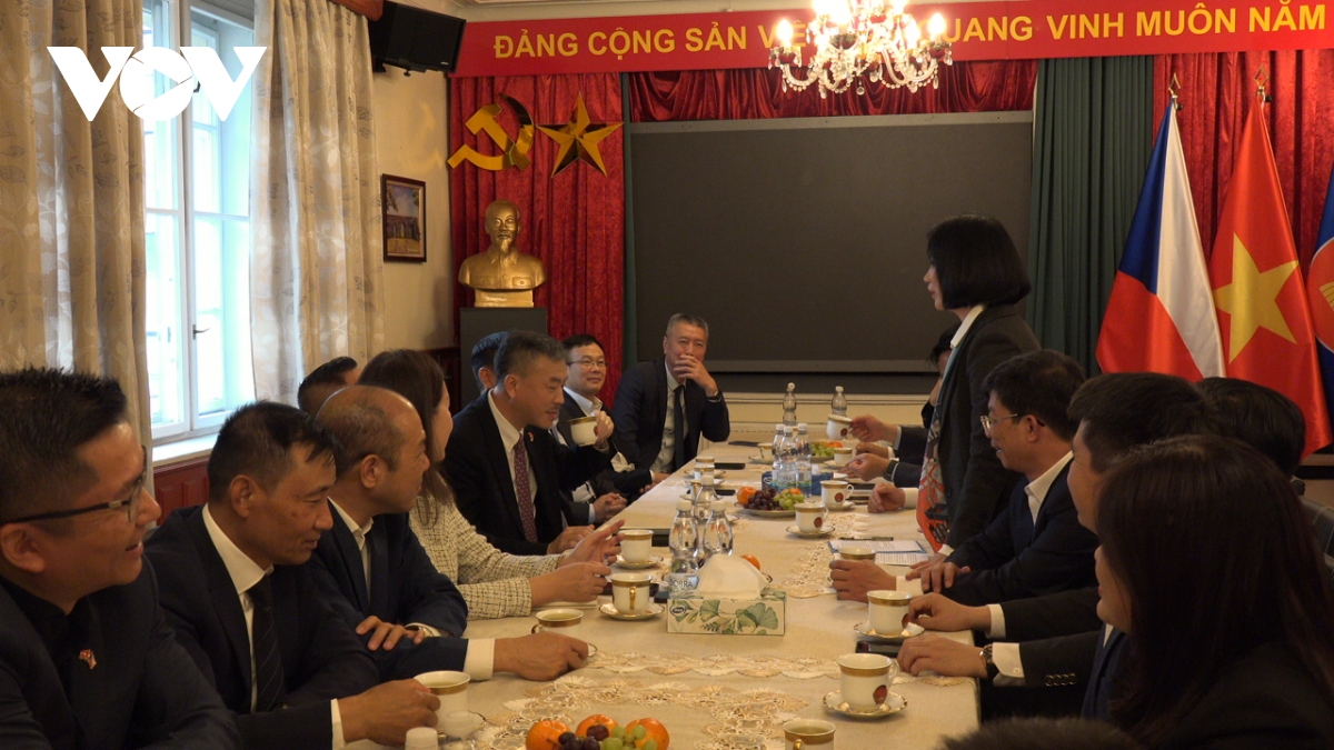 Đoàn công tác tp hà nội thăm và làm việc tại cộng hòa séc hình ảnh 1 Doan cong tac tp ha noi tham va lam viec tai cong hoa sec hinh anh 1