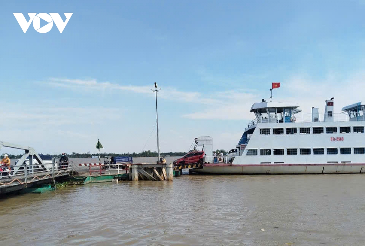 kẹt xe nghiêm trọng khu vực cầu rạch miễu hình ảnh 1 ket xe nghiem trong khu vuc cau rach mieu hinh anh 1