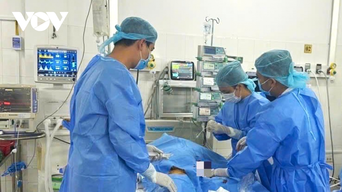 cứu sống bệnh nhân suy đa tạng vì uống thuốc hạ huyết áp quá liều hình ảnh 1 cuu song benh nhan suy da tang vi uong thuoc ha huyet ap qua lieu hinh anh 1