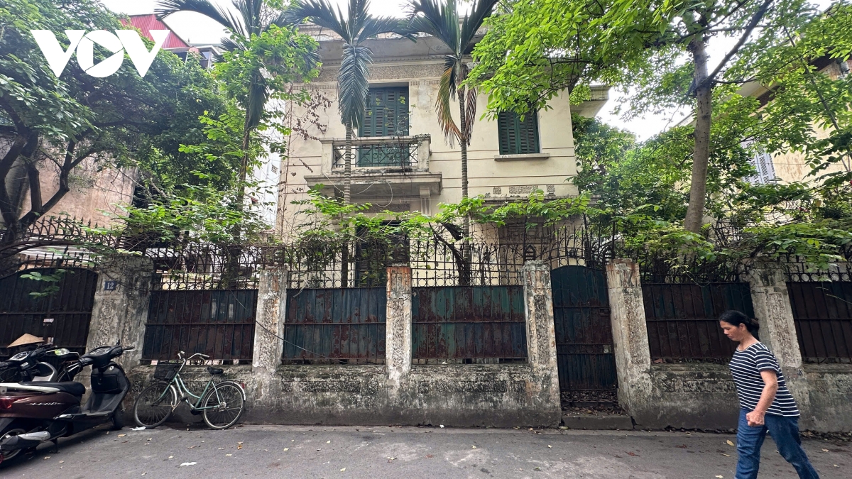 Cận cảnh biệt thự công vụ bỏ hoang 11 năm được bố trí làm trụ sở Viện Văn học
