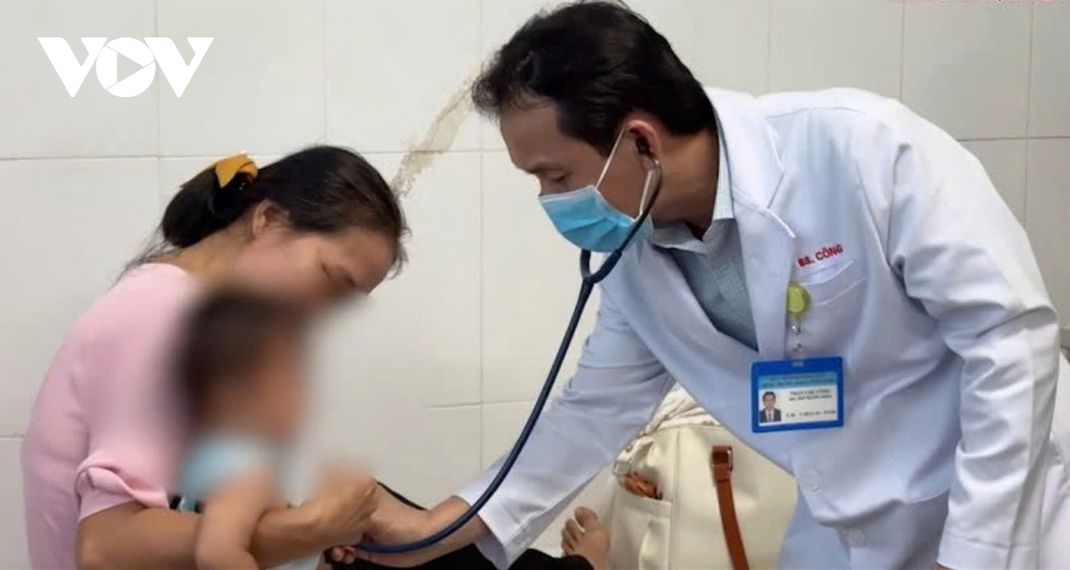 vĩnh long quyết liệt phòng chống bệnh sởi đang có chiều hướng gia tăng hình ảnh 1 vinh long quyet liet phong chong benh soi dang co chieu huong gia tang hinh anh 1