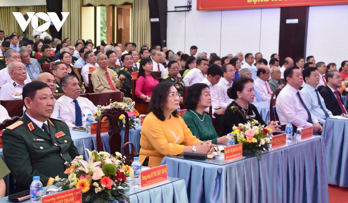 Ông nguyễn trọng nghĩa dự họp mặt kỷ niệm 50 năm ngày giải phóng bến tre hình ảnh 2 Ong nguyen trong nghia du hop mat ky niem 50 nam ngay giai phong ben tre hinh anh 2