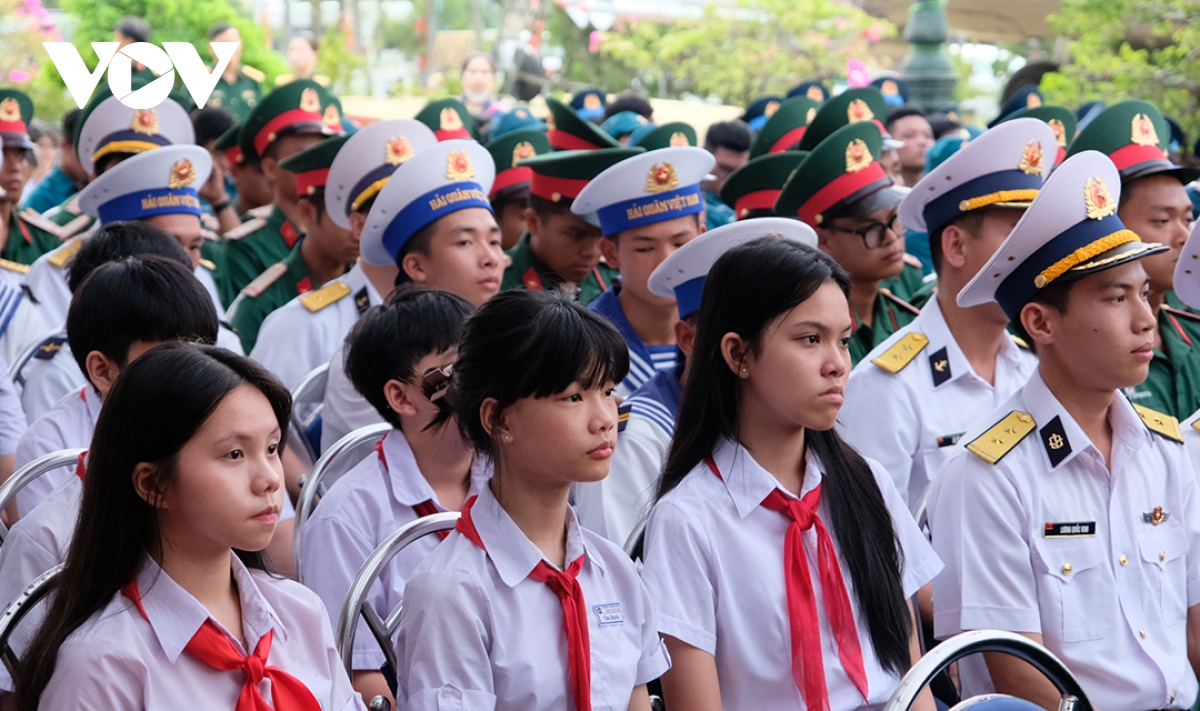 quân khu 5 triển lãm 50 năm vang mãi bản hùng ca toàn thắng hình ảnh 2 quan khu 5 trien lam 50 nam vang mai ban hung ca toan thang hinh anh 2