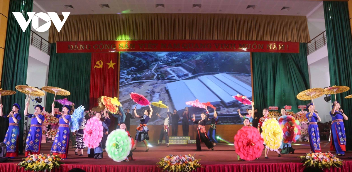 phó chủ tịch nước trao huân chương lao động hạng nhất cho tỉnh bắc kạn hình ảnh 3 pho chu tich nuoc trao huan chuong lao dong hang nhat cho tinh bac kan hinh anh 3