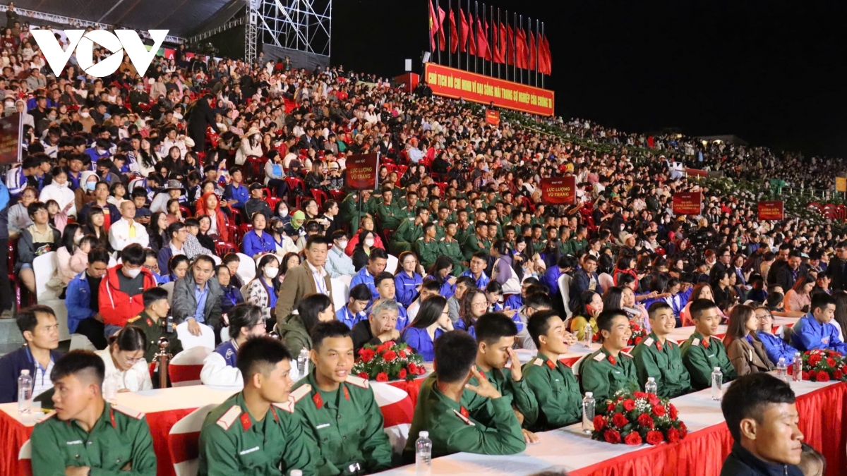 tái hiện lịch sử hào hùng qua chương trình nghệ thuật non sông thống nhất hình ảnh 3 tai hien lich su hao hung qua chuong trinh nghe thuat non song thong nhat hinh anh 3