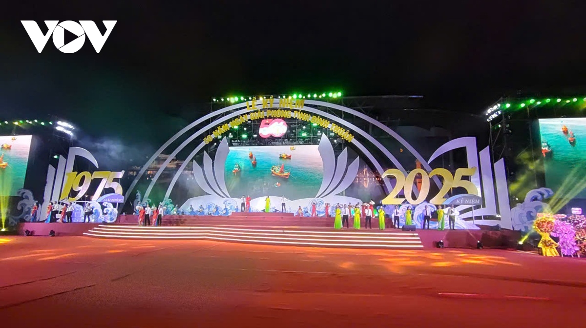 ptt thường trực nguyễn hòa bình dự lễ kỷ niệm 50 năm giải phóng bình thuận hình ảnh 2 ptt thuong truc nguyen hoa binh du le ky niem 50 nam giai phong binh thuan hinh anh 2