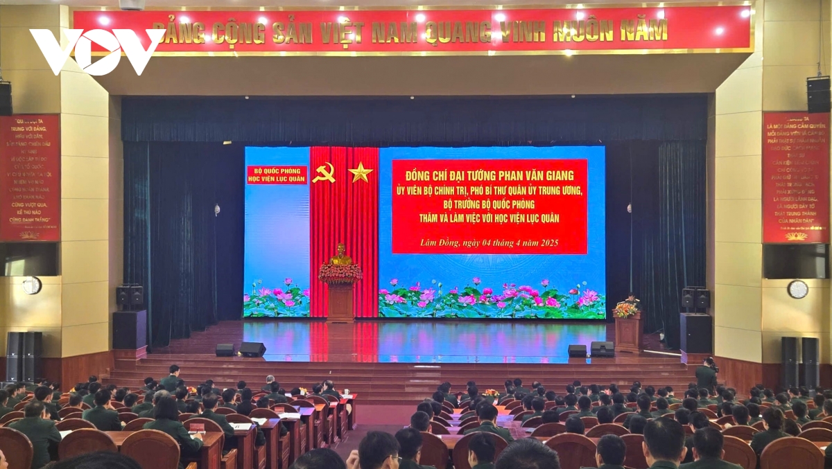 Đại tướng phan văn giang làm việc với học viện lục quân hình ảnh 1 Dai tuong phan van giang lam viec voi hoc vien luc quan hinh anh 1
