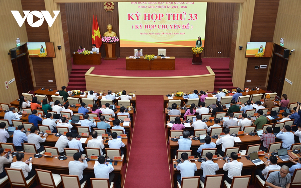 Thông qua Đề án hợp nhất tỉnh Quảng Ngãi và tỉnh Kon Tum