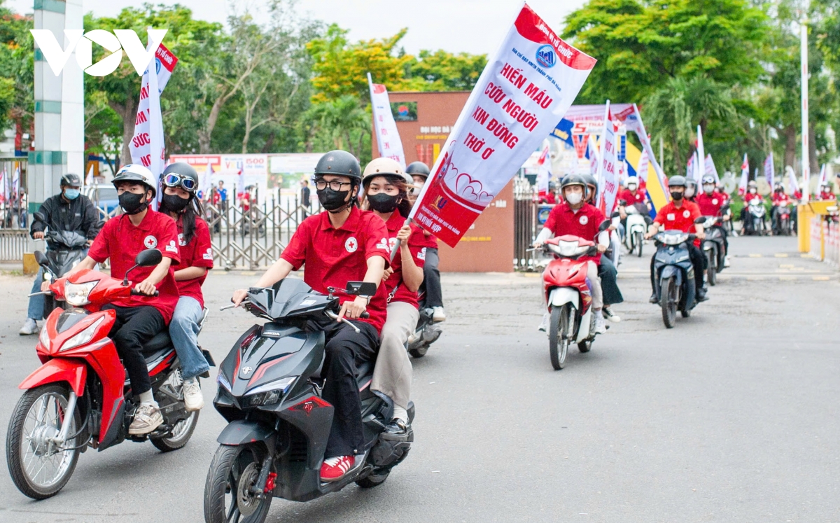 Đà nẵng hưởng ứng ngày toàn dân hiến máu tình nguyện hình ảnh 5 Da nang huong ung ngay toan dan hien mau tinh nguyen hinh anh 5